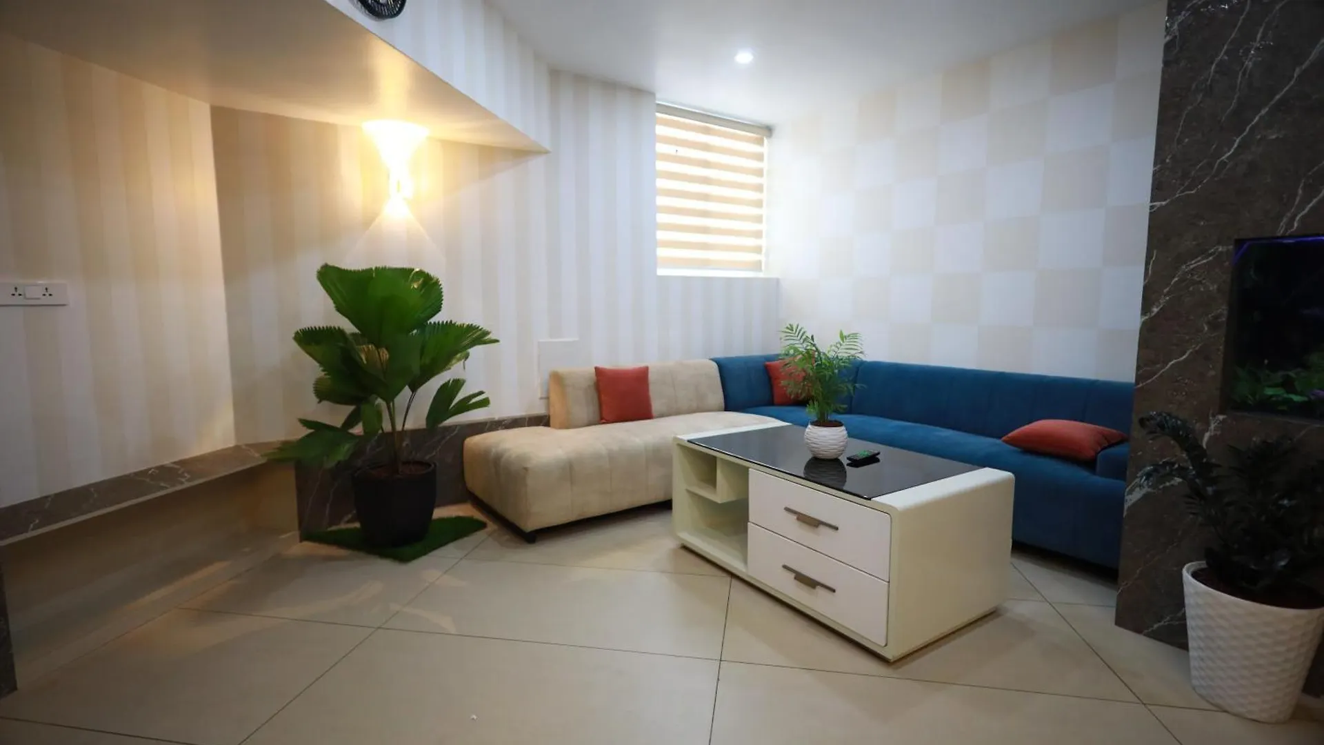 Отель Haksons Residency Манантавади 0*,  Индия